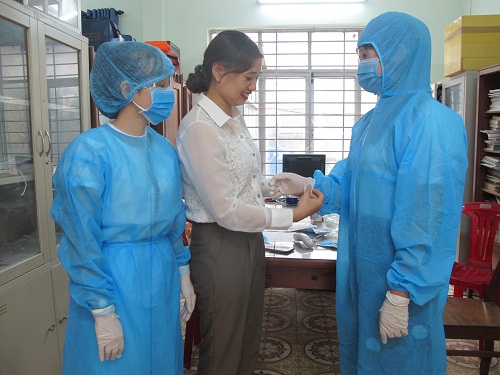 Trung tâm Kiểm soát bệnh tật tỉnh chuẩn bị tiếp nhận lưu học sinh Lào