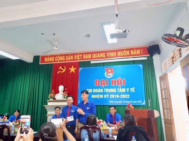 Chi Đoàn Trung tâm Y tế huyện Minh Long tổ chức Đại hội nhiệm kỳ 2019-2022