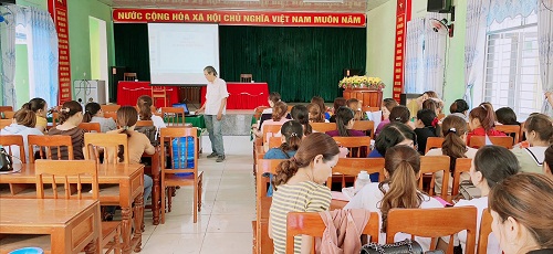 Nghĩa Hành: Tập huấn vệ sinh an toàn thực phẩm cho các trường Mầm non