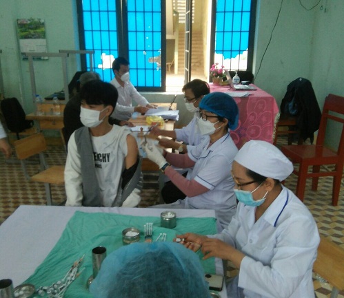 Trạm y tế xã Tịnh Giang nỗ lực trong công tác tiêm chủng vắc xin phòng bệnh Covid-19 trên địa bàn