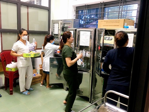 Trung tâm y tế huyện Minh Long phát động các hoạt động vệ sinh môi trường, vệ sinh cá nhân trong công tác phòng, chống dịch bệnh