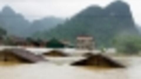 Bộ Y tế: Đảm bảo nước sạch, vệ sinh môi trường, quản lý chất thải y tế trong mùa bão