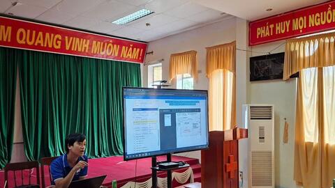 Trung tâm Y tế Sơn Tịnh tổ chức tập huấn triển khai bệnh án điện tử - EMR
